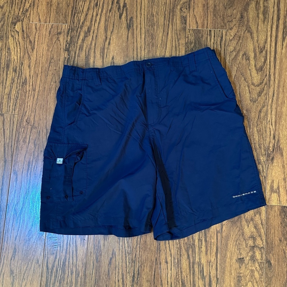 Columbia Blue Hybrid Shorts Lightweight Athletic Wear